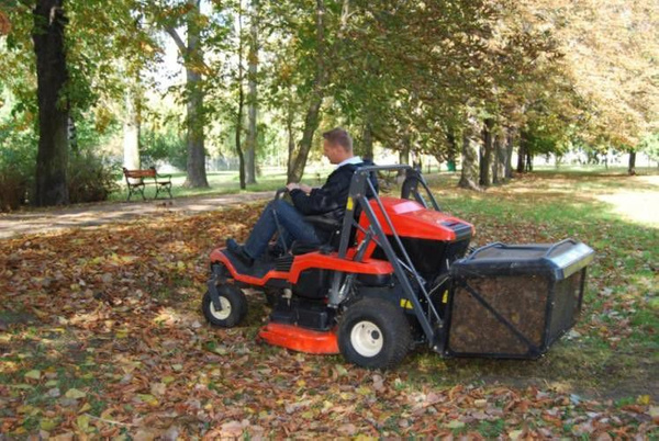 Traktorek Ogodowy Kubota GZD 15-II HD