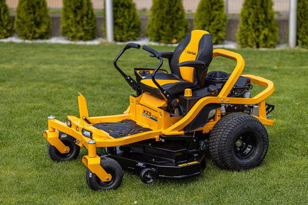 Traktorek Kosiarka Zero-skręt CUB CADET XZ5 L137 + olej + dostawa gratis! OD RĘKI!